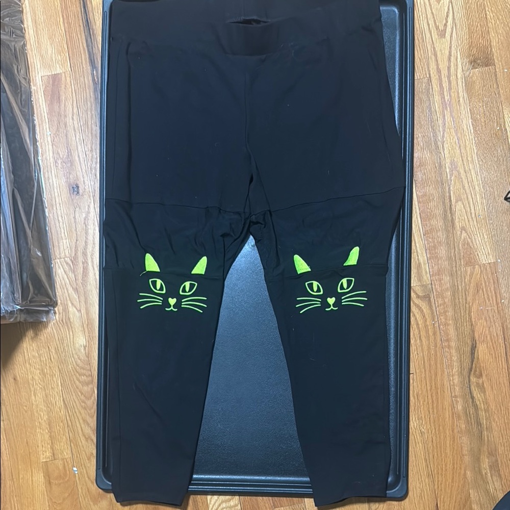 Full Length Signature Waist Cat Neon Thread Legging